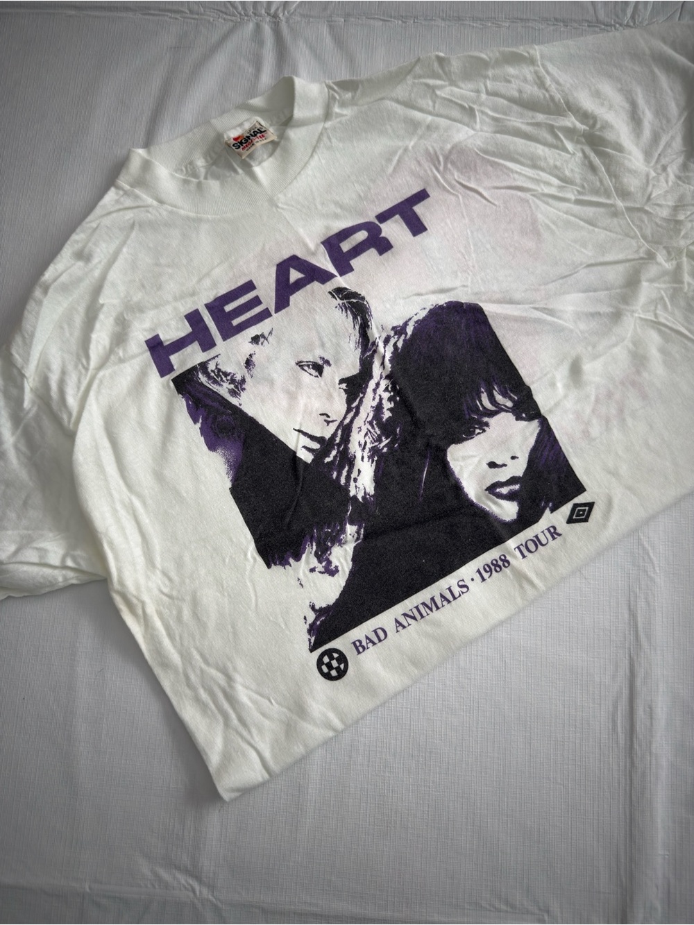 Heart 'Bad Animals 1988 Tour' White Graphic Tee